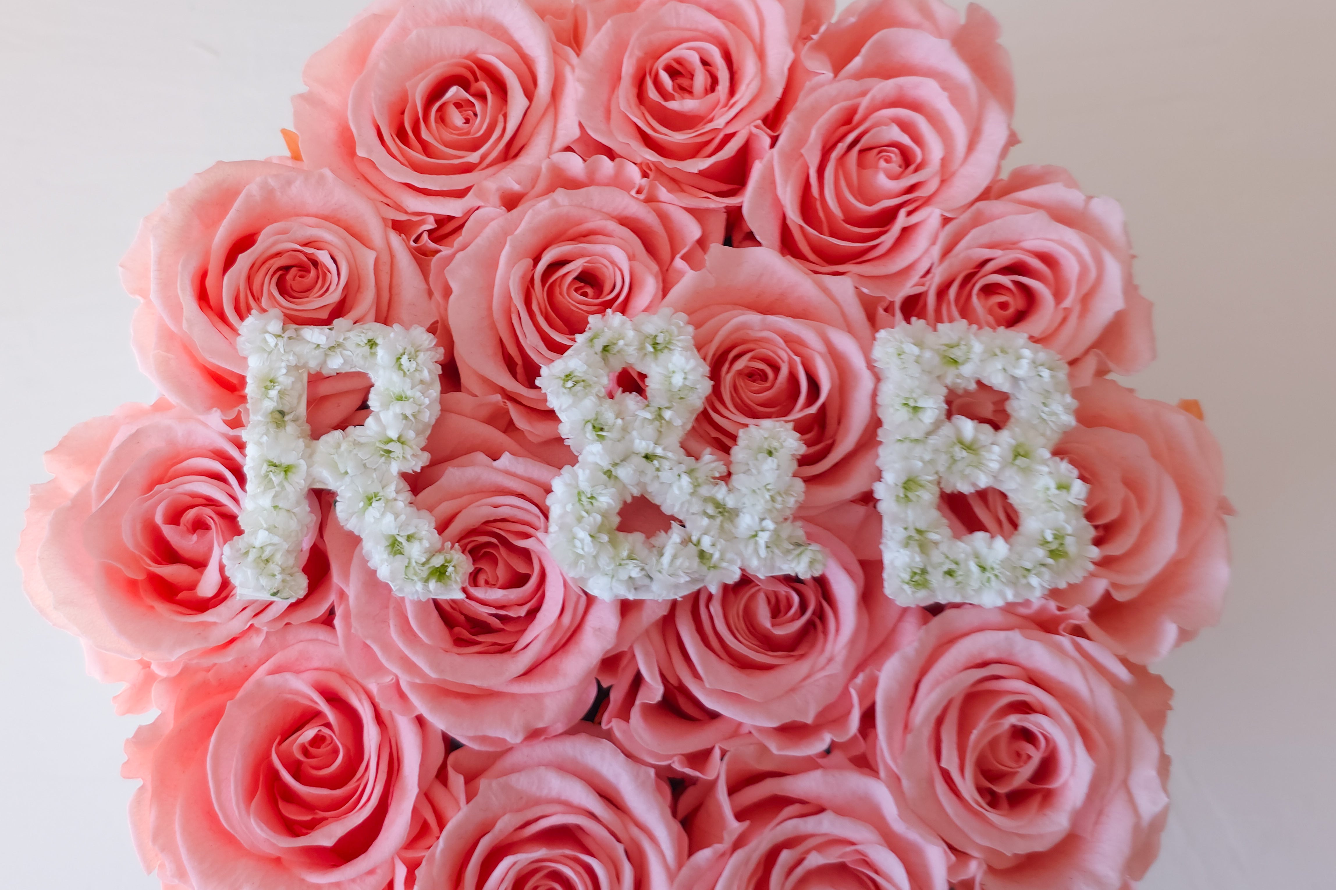 Baby’s Breath Topper – Up to 3 Characters